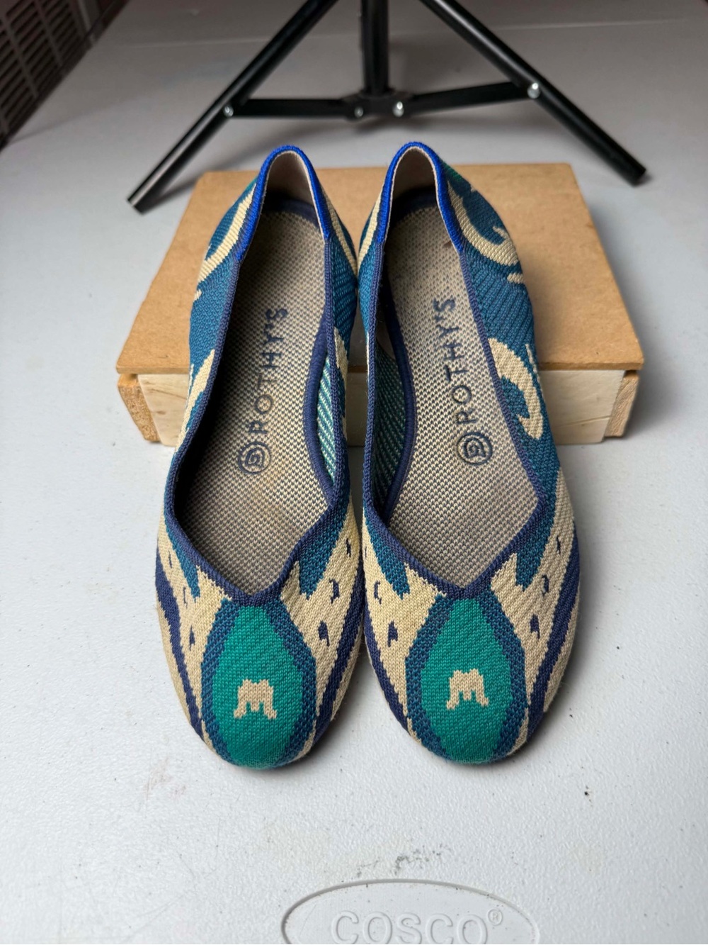 Rothys  Moroccan Blue Round Toe Ballet Flats Womens Sz 7 Blue Cream